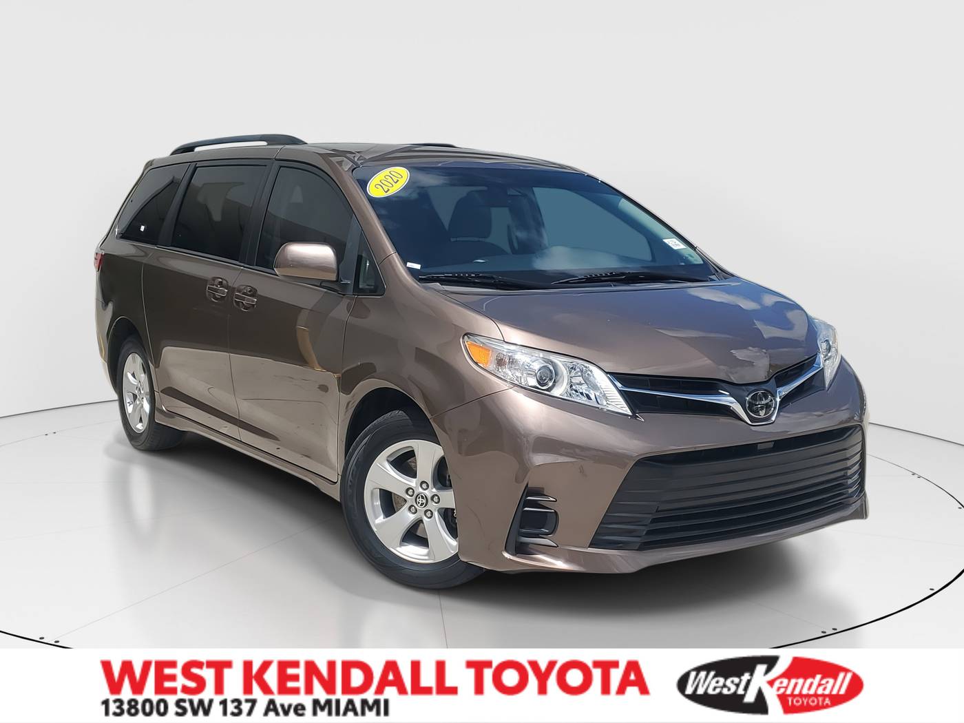 2020 Toyota Sienna LE — Minivan — 23,443 mi — Miami, FL