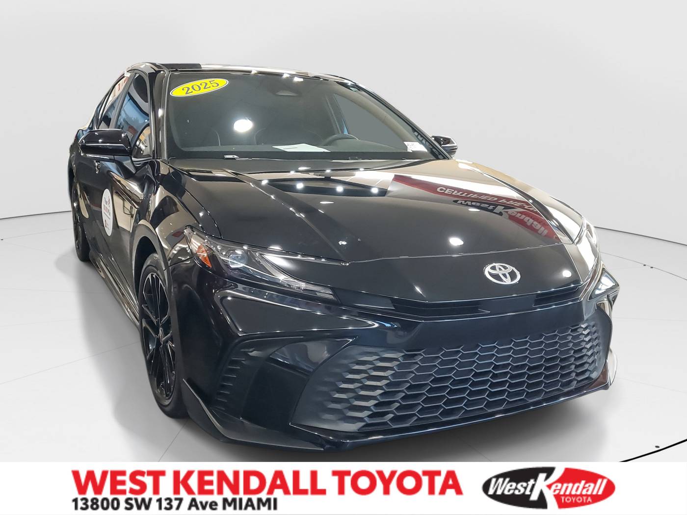 2025 Toyota Camry SE — Sedan — 3,728 mi — Miami, FL