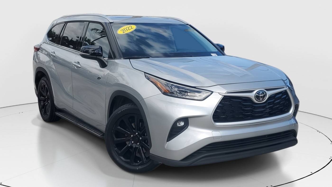 2022 Toyota Highlander XLE — SUV — 34,835 mi — Miami, FL