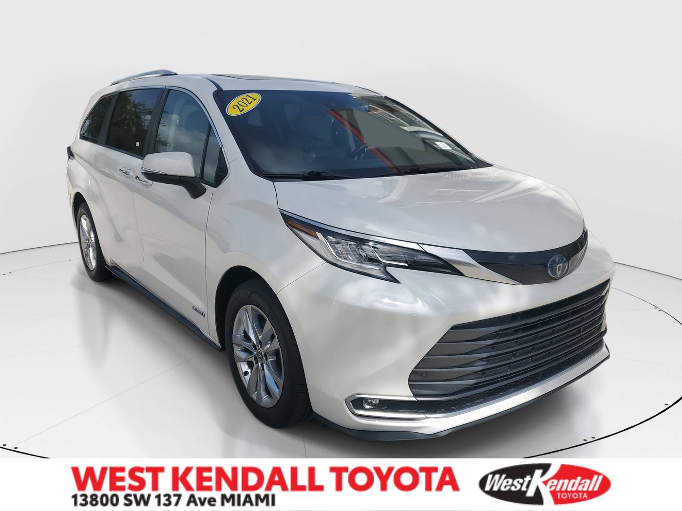 2021 Toyota Sienna Limited — Minivan — 71,897 mi — Miami, FL