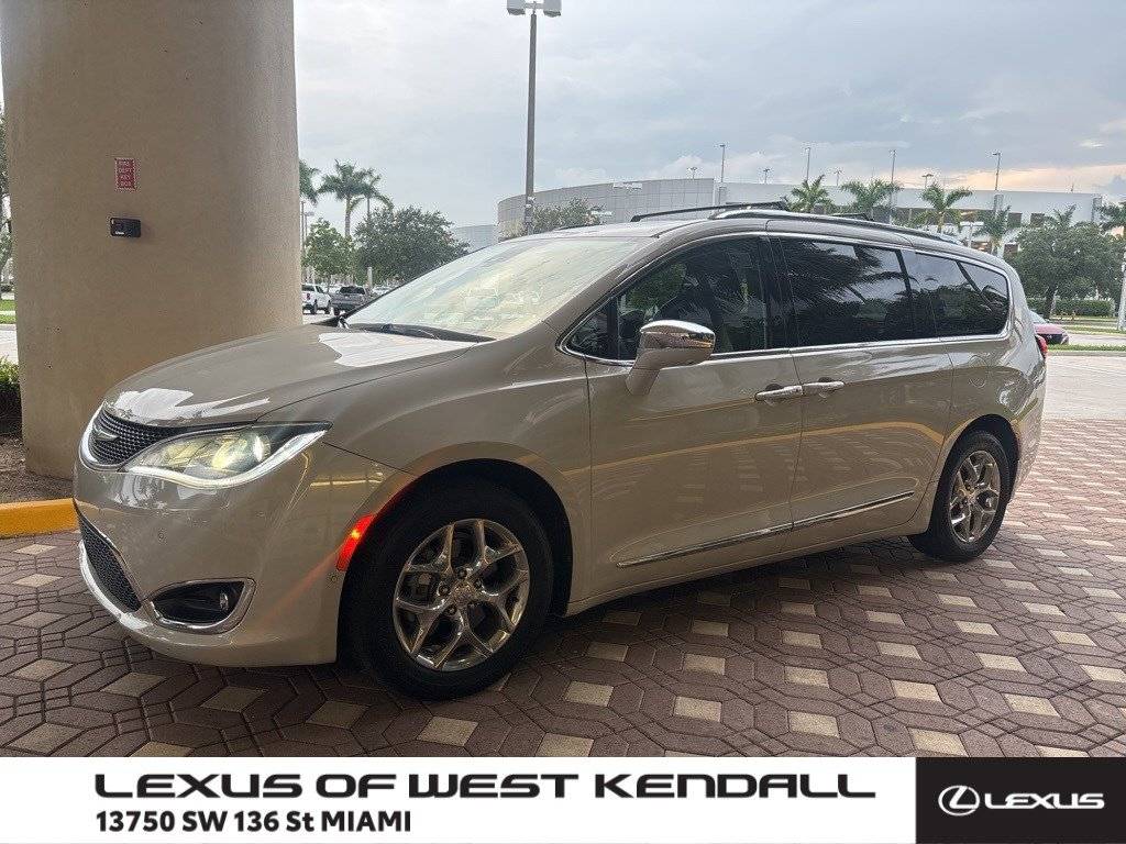 2019 Chrysler Pacifica Limited — Minivan — 69,400 mi — Miami, FL