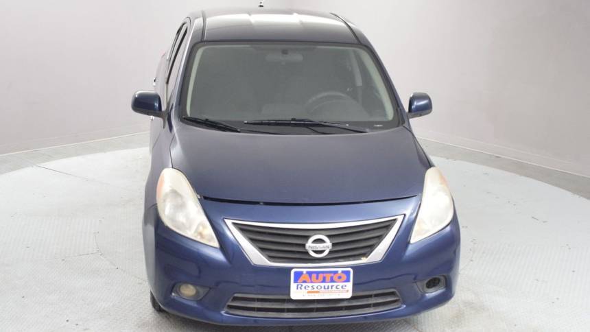 used nissan versa 2013