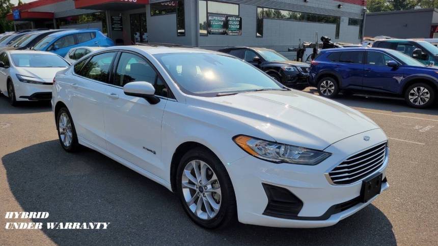 2019 Ford Fusion Hybrid SE — Sedan — 62,210 mi — Bellevue, WA