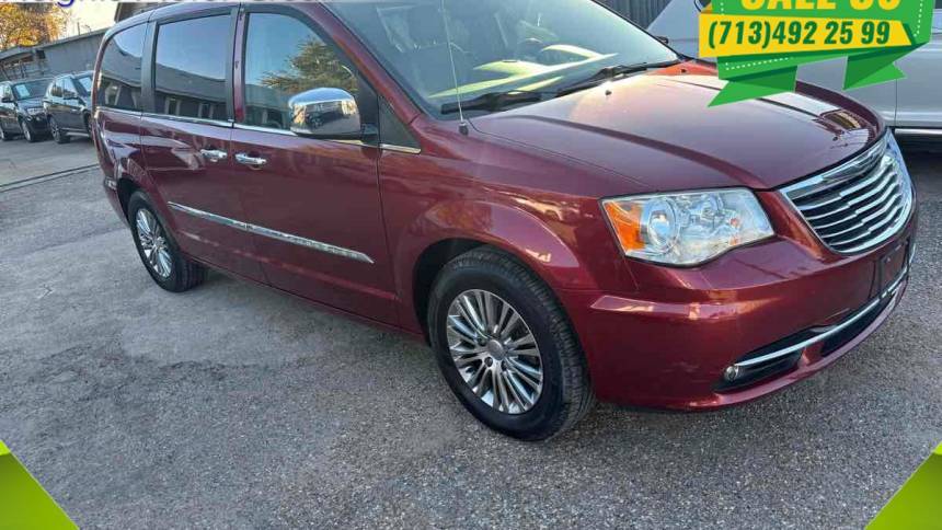 2014 Chrysler Town & Country Touring-L — Minivan — 124,595 mi — Houston, TX