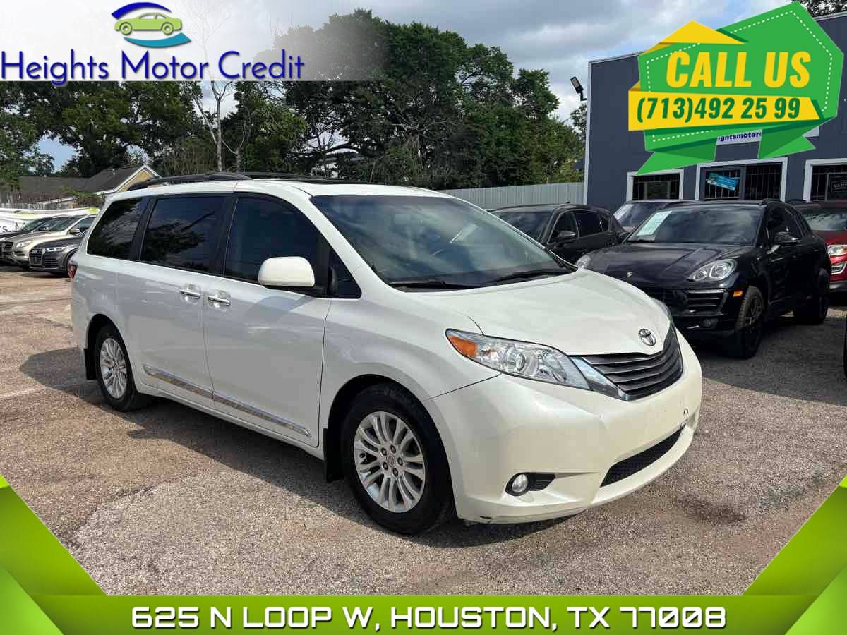 2015 Toyota Sienna XLE — Minivan — 170,054 mi — Houston, TX