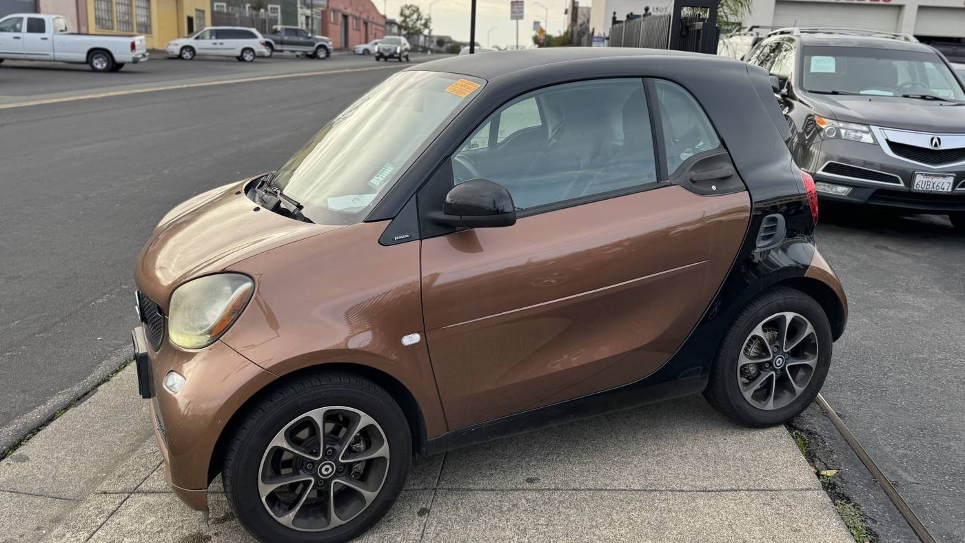 2016 smart fortwo Passion — Coupe — 130,657 mi — Vallejo, CA