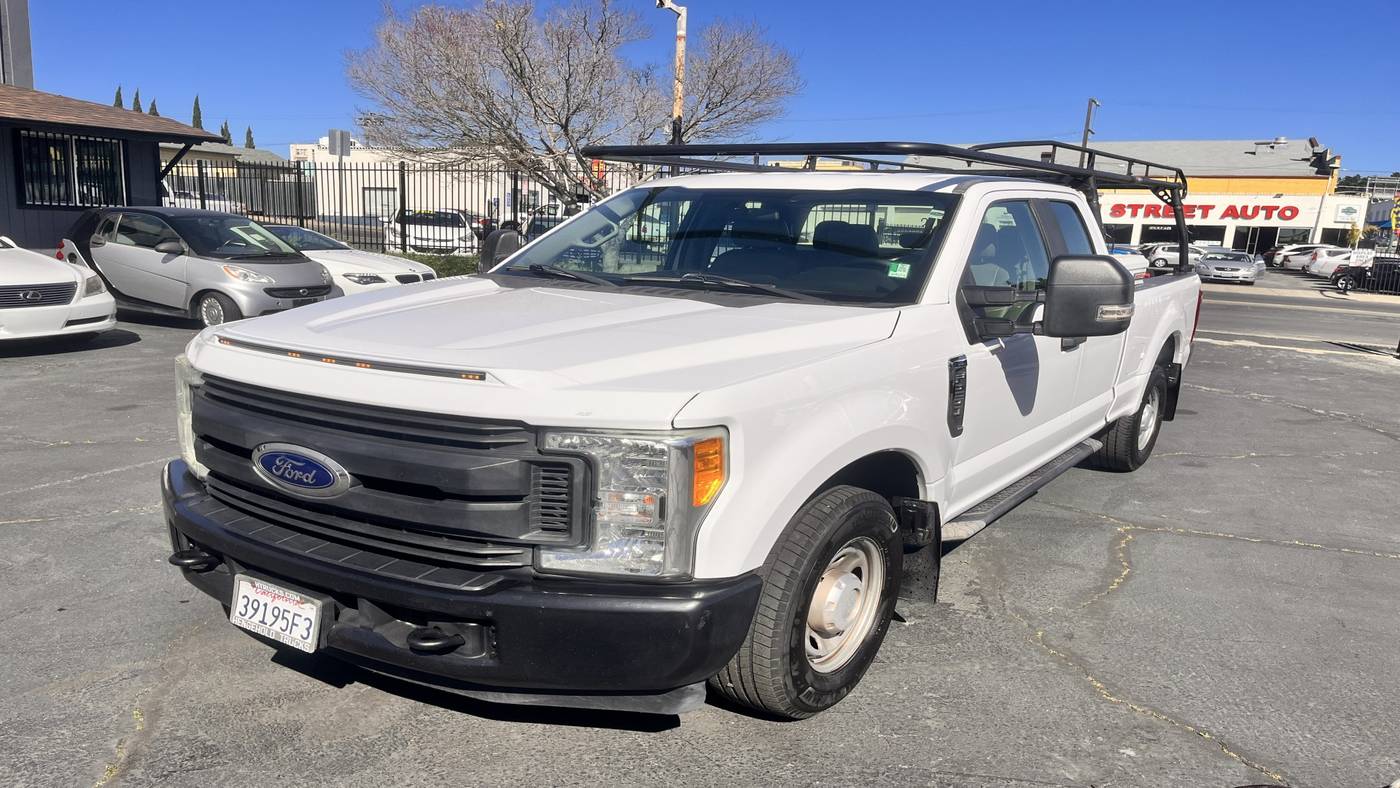 2017 Ford Super Duty F-250 XL — Pickup Truck — 105,735 mi — Vallejo, CA