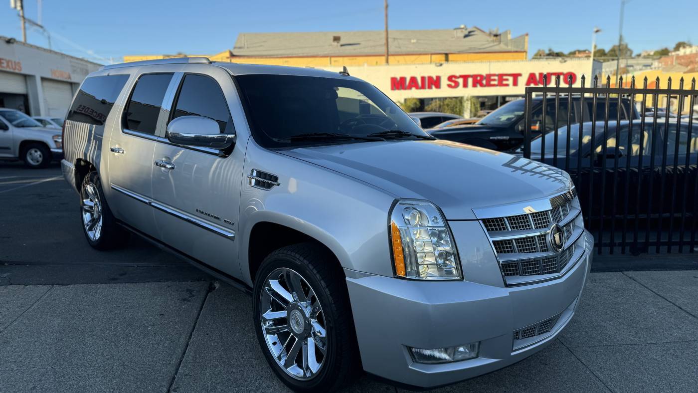 2011 Cadillac Escalade Platinum Edition — SUV — 179,026 mi — Vallejo, CA