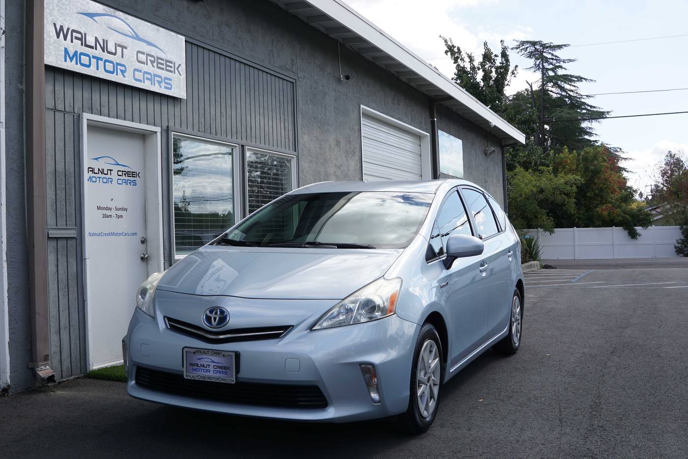 2014 Toyota Prius v Three — Wagon — 159,112 mi — Walnut Creek, CA