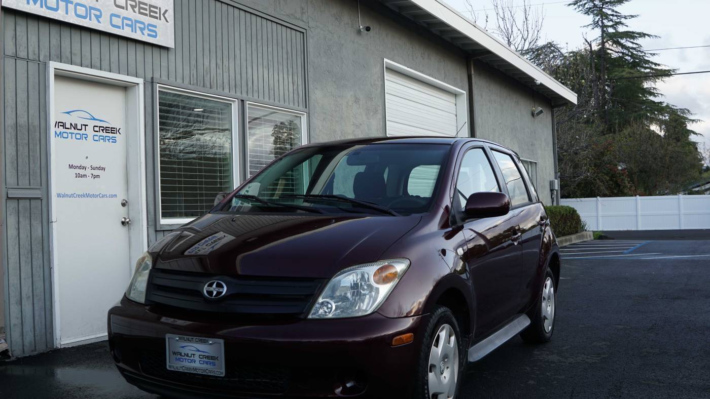 2004 Scion xA Base