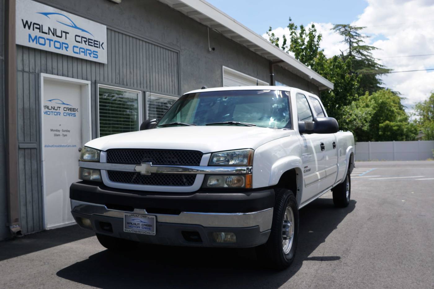 2004 Chevrolet Silverado 2500 LT — Pickup Truck — 92,171 mi — Walnut Creek, CA