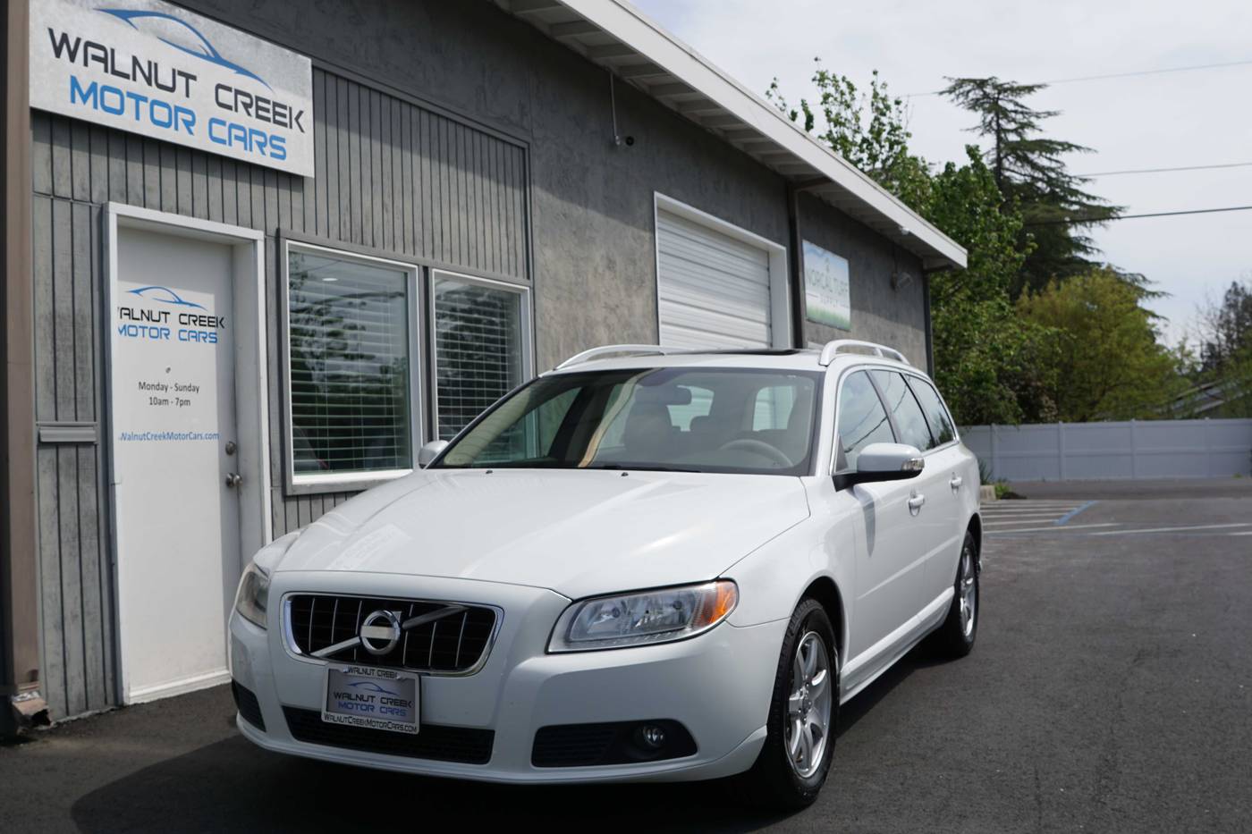 2010 Volvo V70 3.2 — Wagon — 71,138 mi — Walnut Creek, CA
