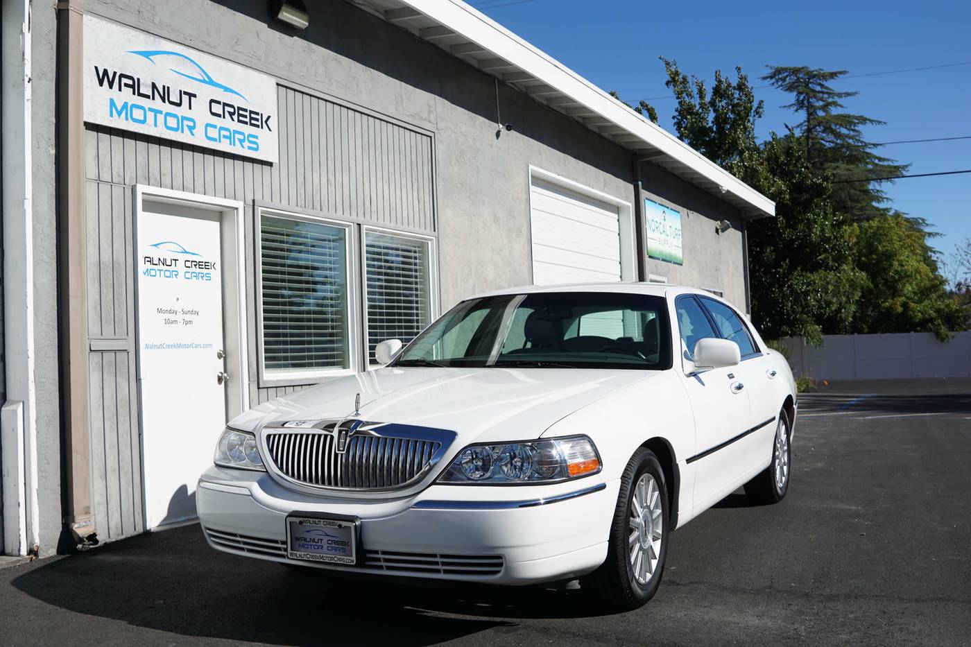 2004 Lincoln Town Car Signature — Sedan — 71,226 mi — Walnut Creek, CA