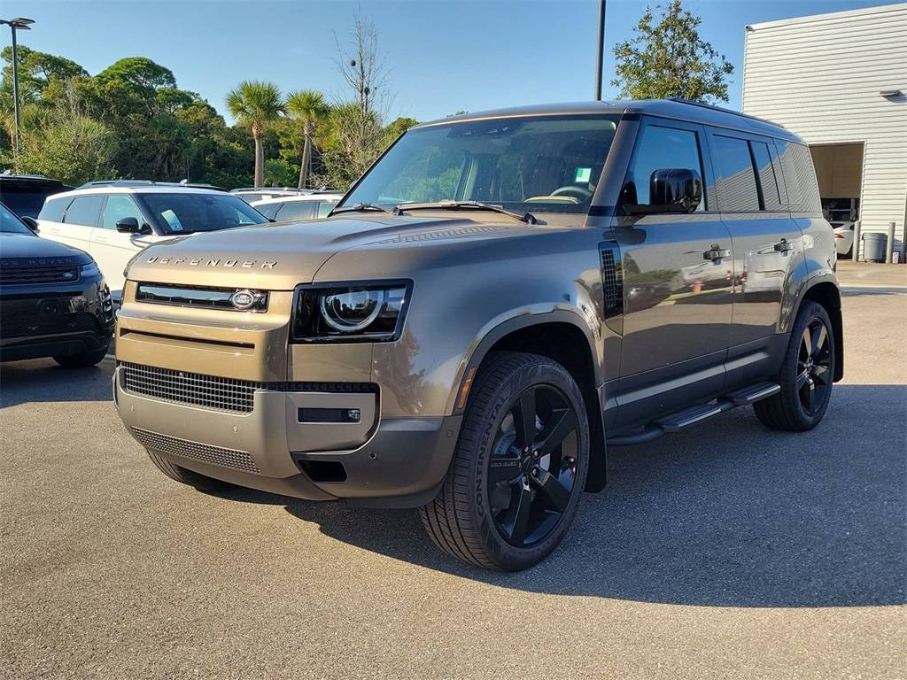 2026 Land Rover Defender 110 P300 S