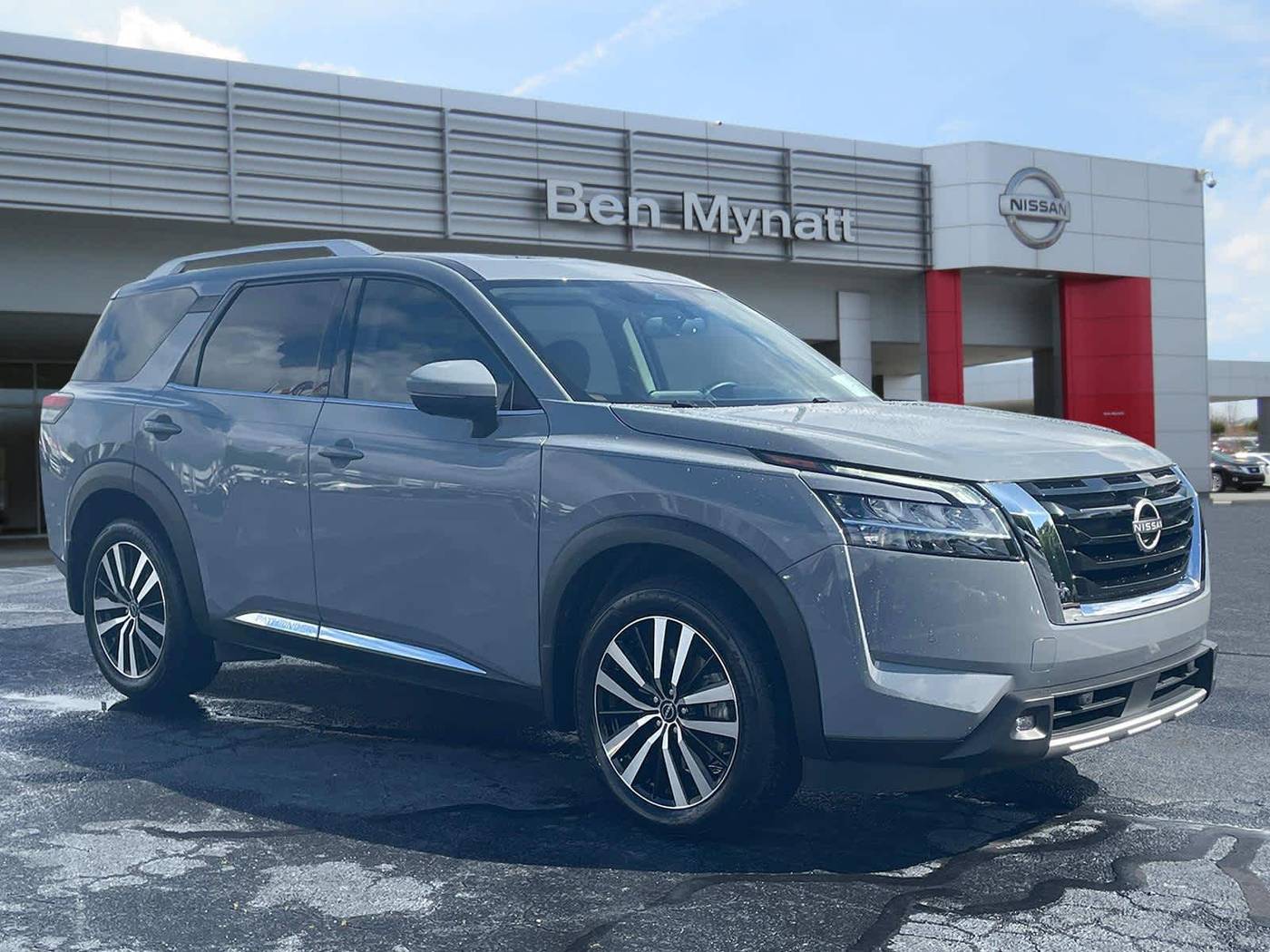 2022 Nissan Pathfinder Platinum — SUV — 40,659 mi — Salisbury, NC