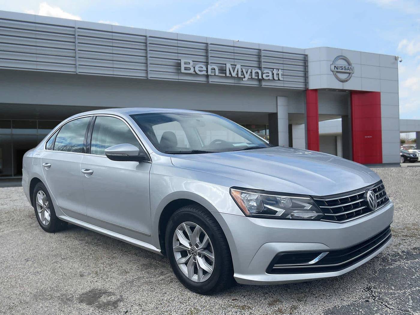 2017 Volkswagen Passat 1.8T S — Sedan — 60,734 mi — Salisbury, NC