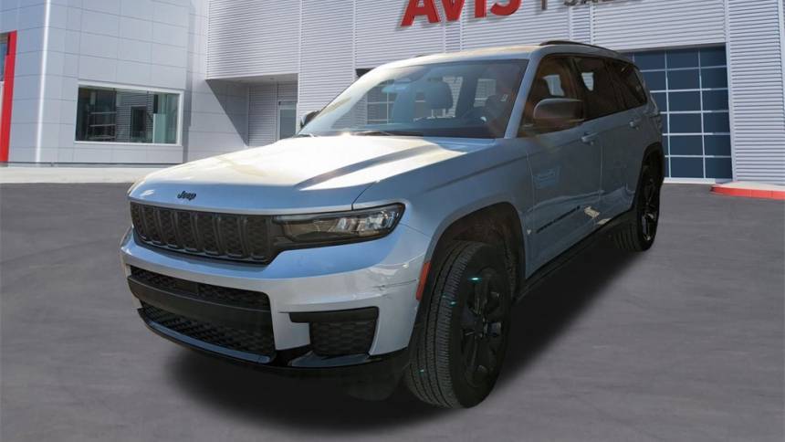2023 Jeep Grand Cherokee Altitude — SUV — 61,556 mi — Boston, MA