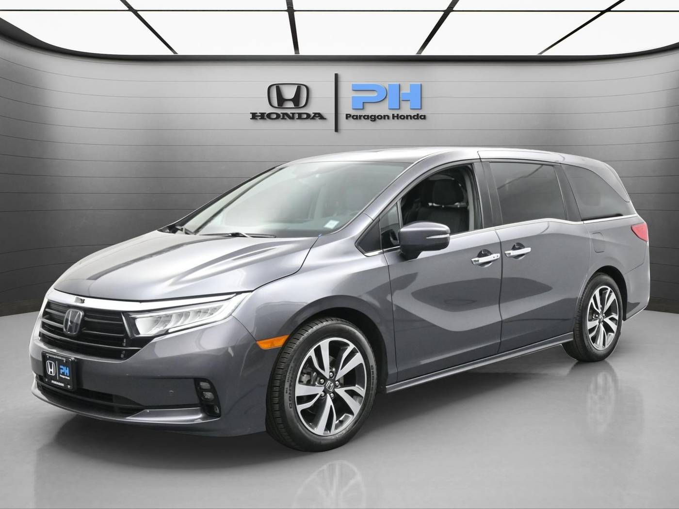 2023 Honda Odyssey Touring — Minivan — 63,587 mi — Woodside, NY