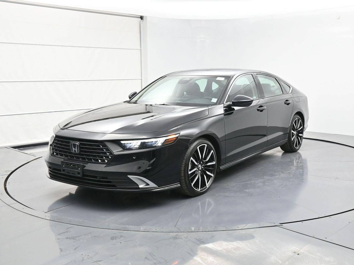 2024 Honda Accord Hybrid Touring — Sedan — 19,922 mi — Woodside, NY