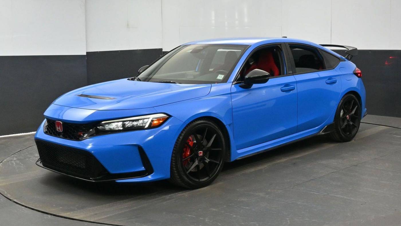 2023 Honda Civic Type R — Hatchback — 18,533 mi — Woodside, NY