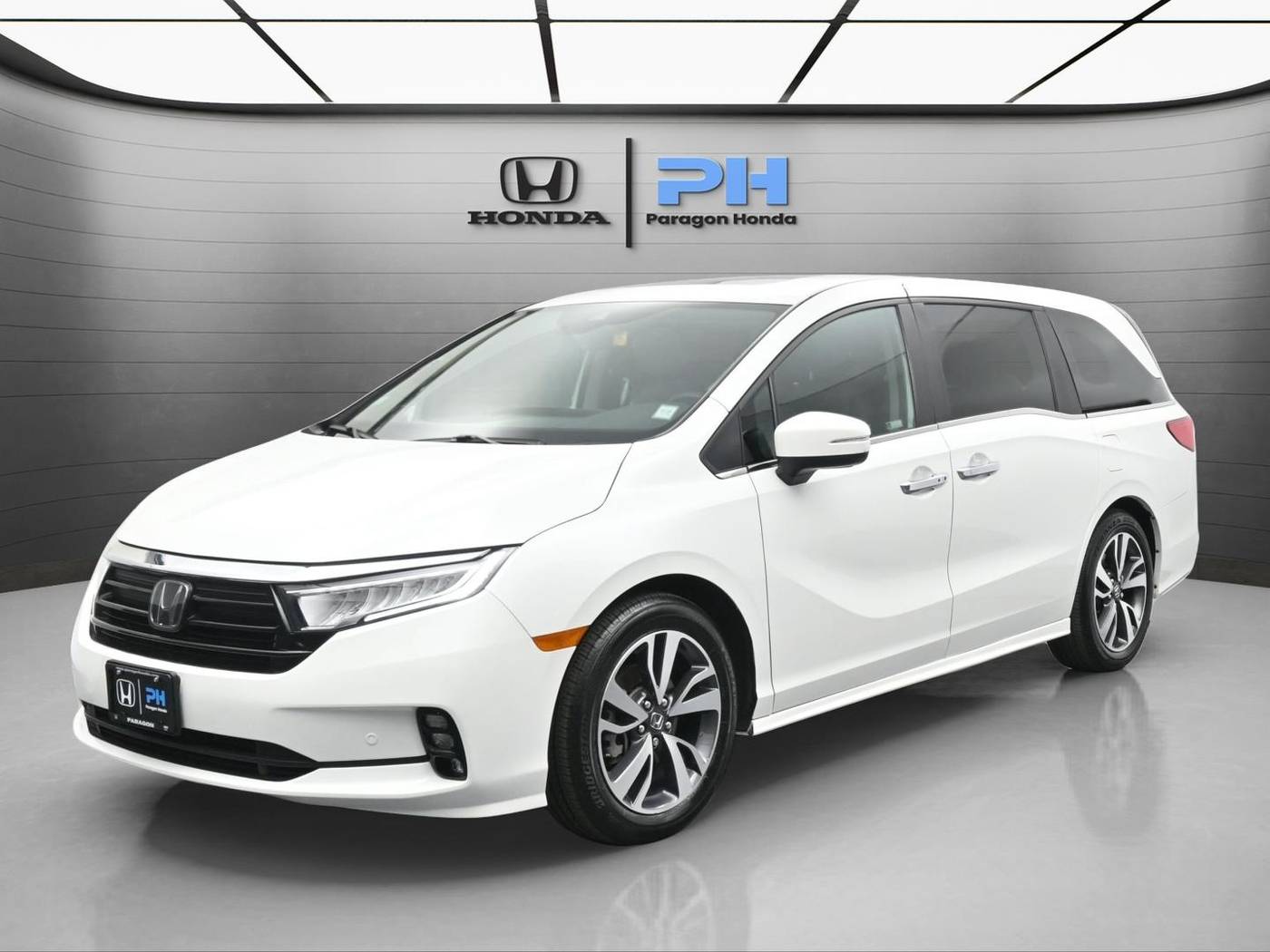 2022 Honda Odyssey Touring — Minivan — 16,438 mi — Woodside, NY