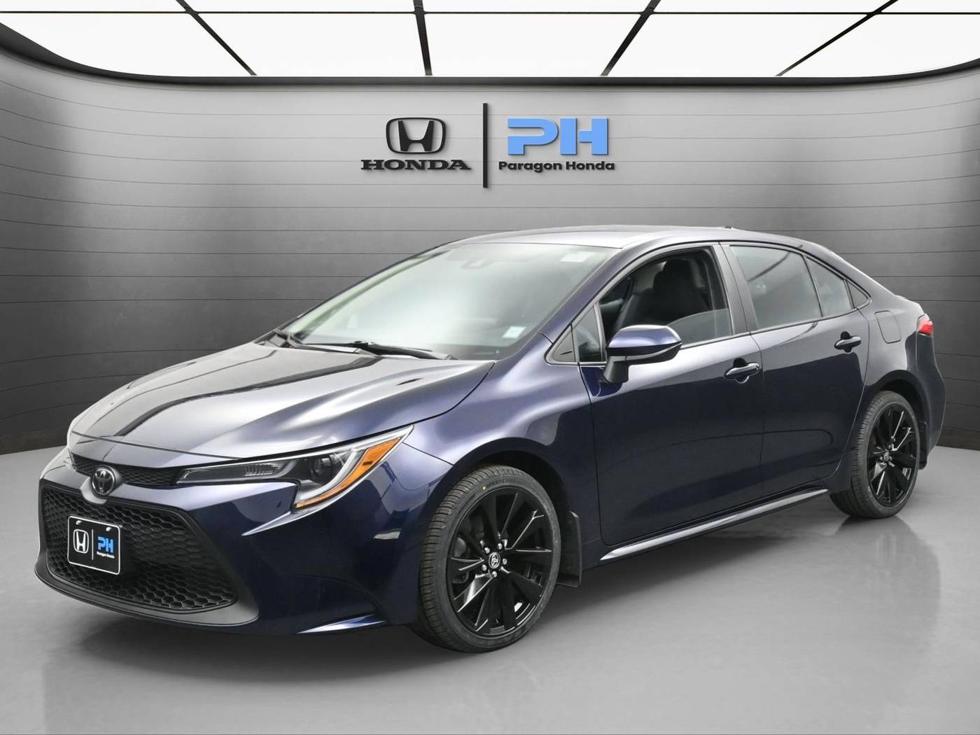 2022 Toyota Corolla LE — Sedan — 8,635 mi — Woodside, NY