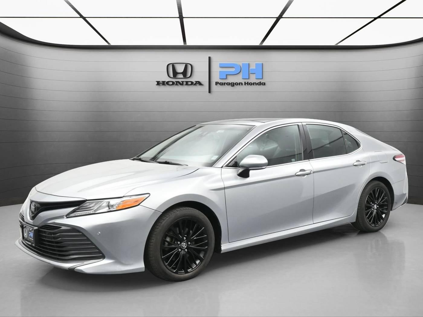 2018 Toyota Camry XLE — Sedan — 114,376 mi — Woodside, NY