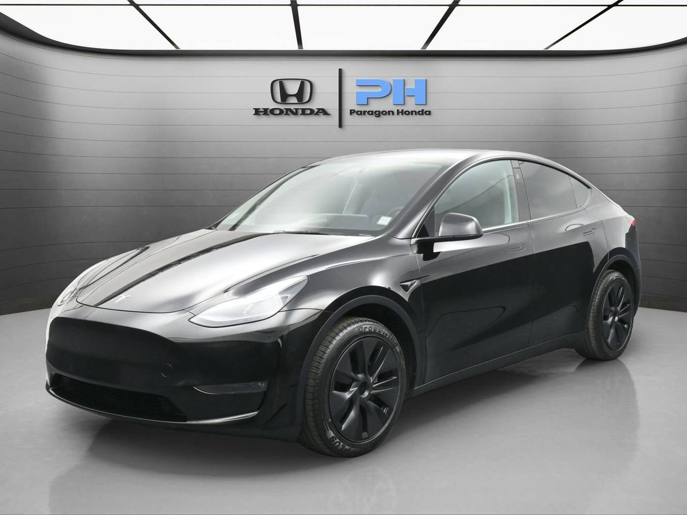 2024 Tesla Model Y Long Range — SUV — 25,381 mi — Woodside, NY