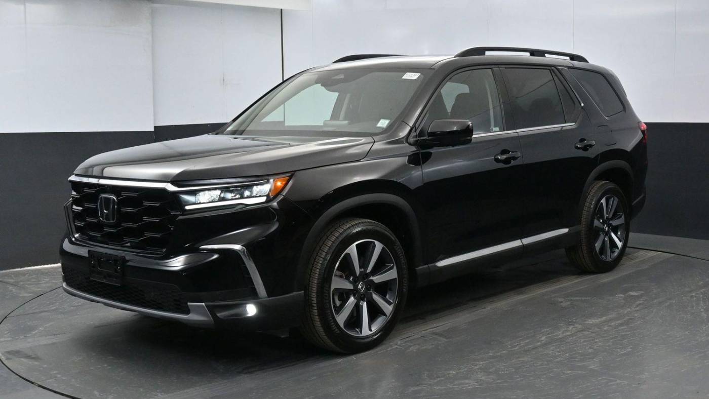 2023 Honda Pilot Elite — SUV — 8,705 mi — Woodside, NY