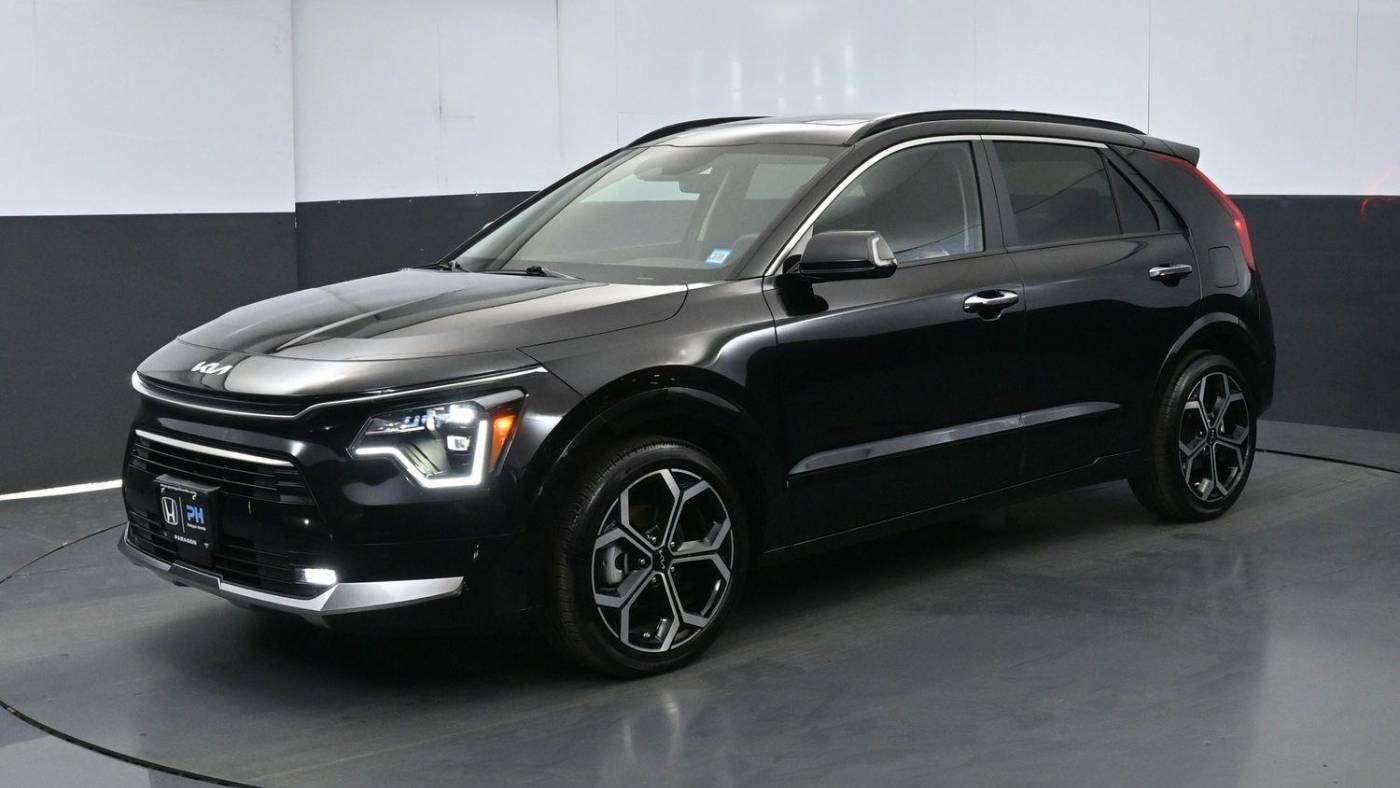 2024 Kia Niro Hybrid SX Touring — SUV — 5,873 mi — Woodside, NY