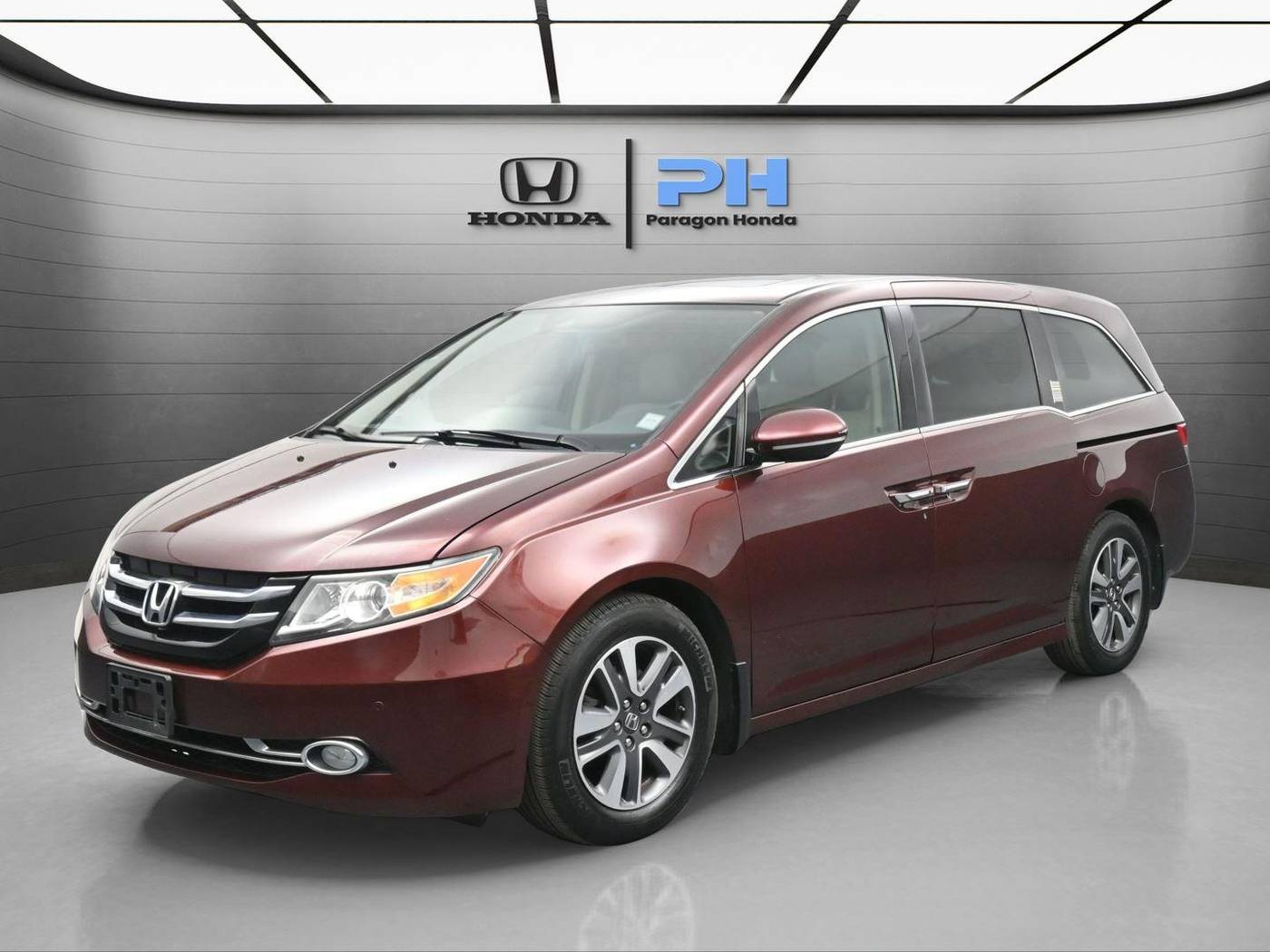 2017 Honda Odyssey Touring Elite — Minivan — 64,136 mi — Woodside, NY
