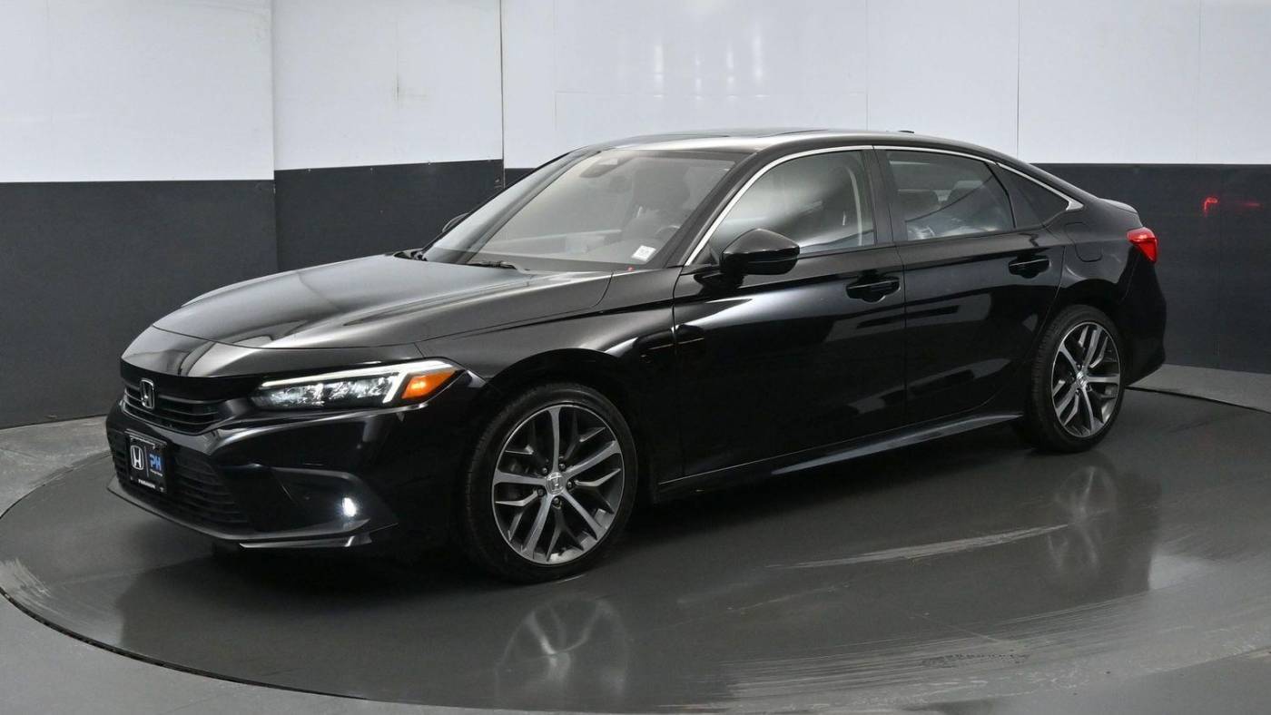 2022 Honda Civic Touring — Sedan — 15,821 mi — Woodside, NY