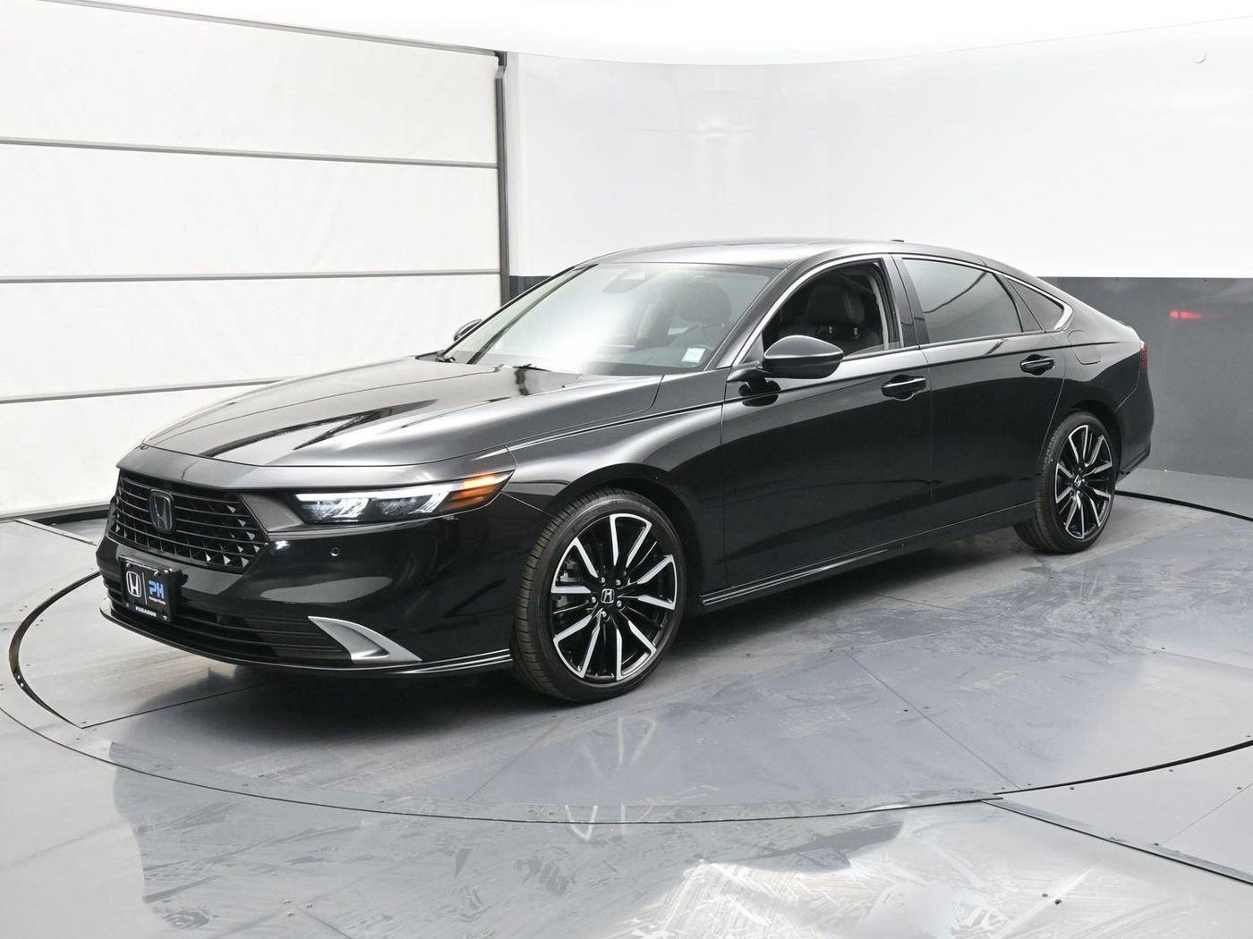 2024 Honda Accord Hybrid Touring — Sedan — 19,551 mi — Woodside, NY