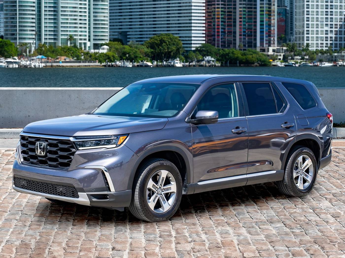 2023 Honda Pilot EX-L 7 Passenger — SUV — 25,389 mi — Miami, FL