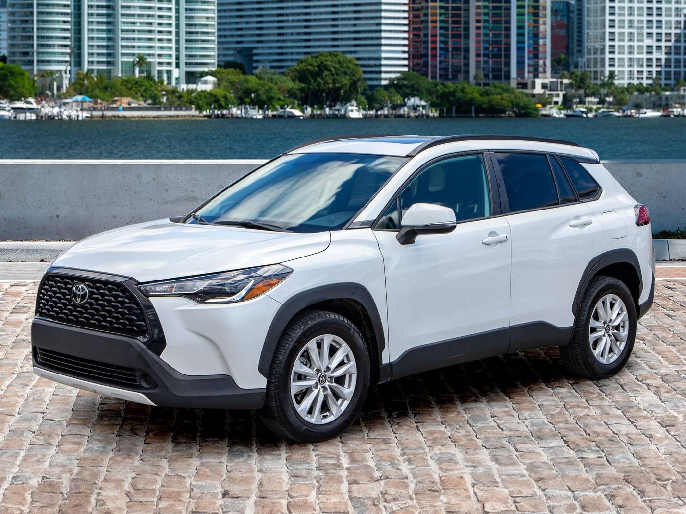 2022 Toyota Corolla Cross LE — SUV — 58,680 mi — Miami, FL