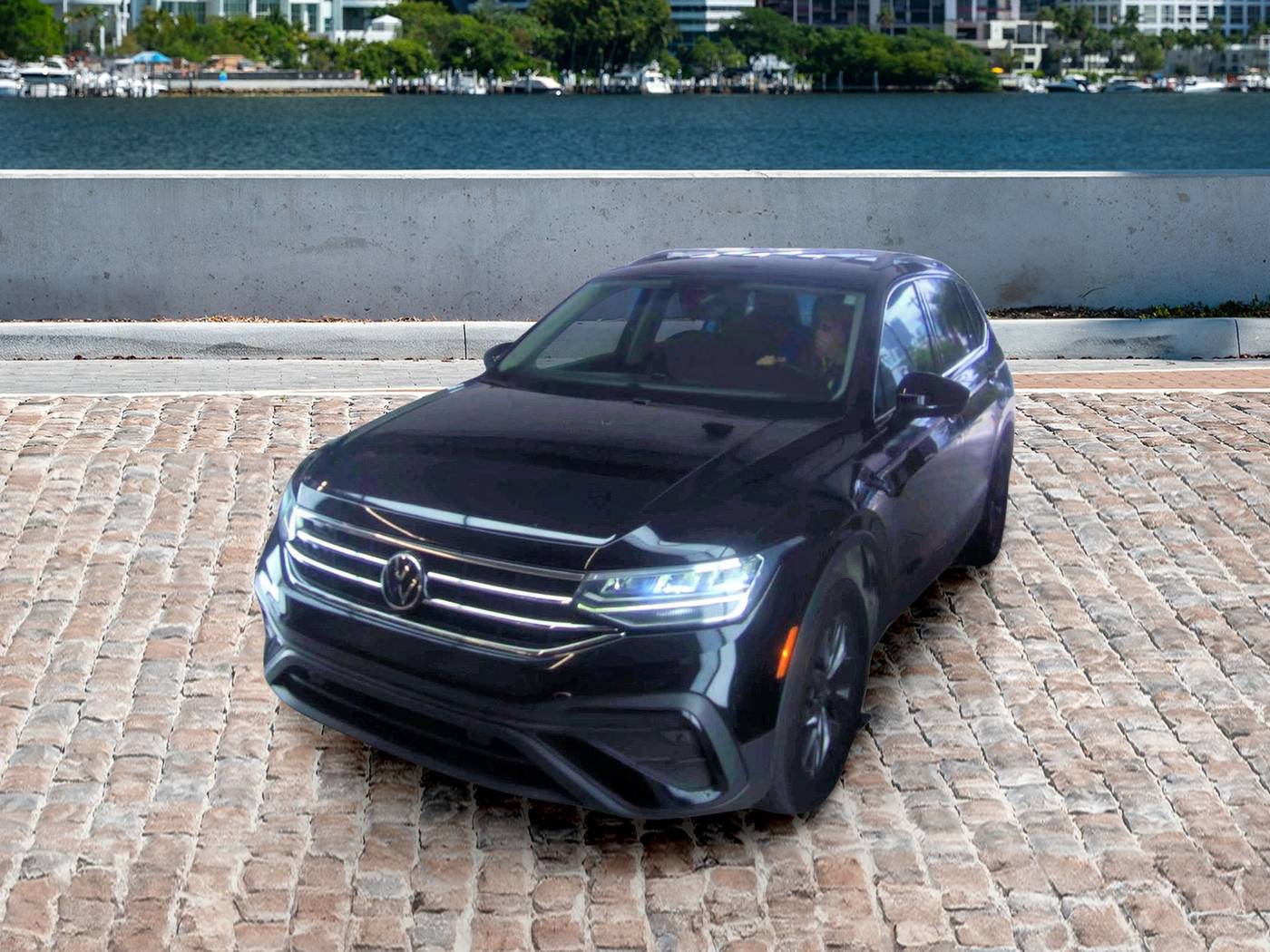 2023 Volkswagen Tiguan SE — SUV — 18,770 mi — Miami, FL