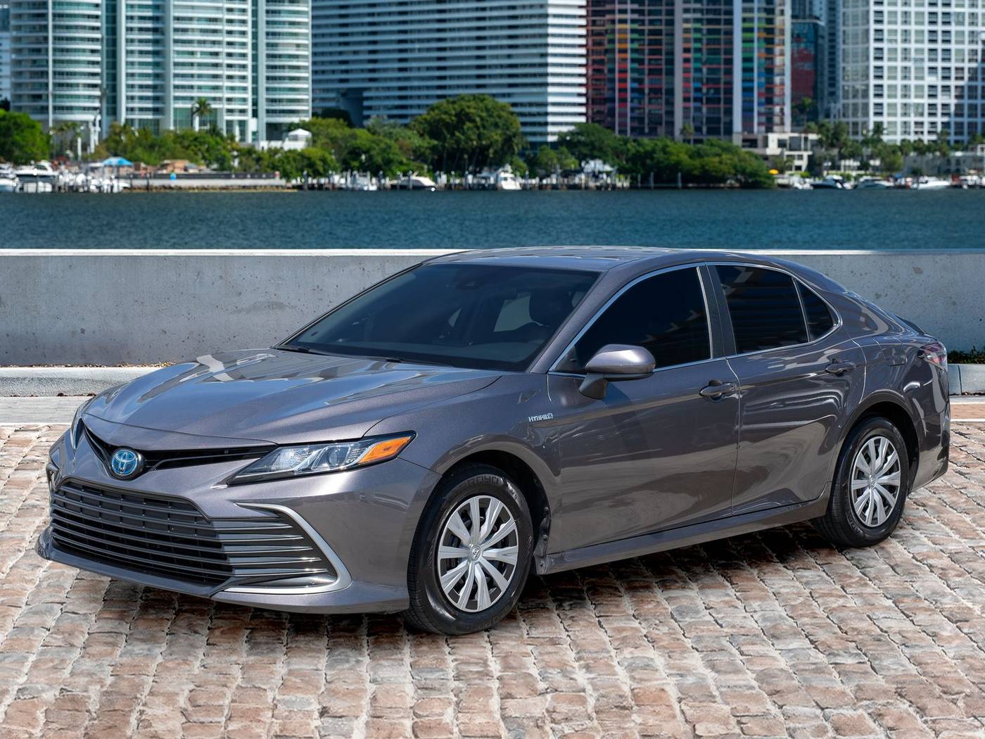 2021 Toyota Camry Hybrid LE — Sedan — 66,735 mi — Miami, FL
