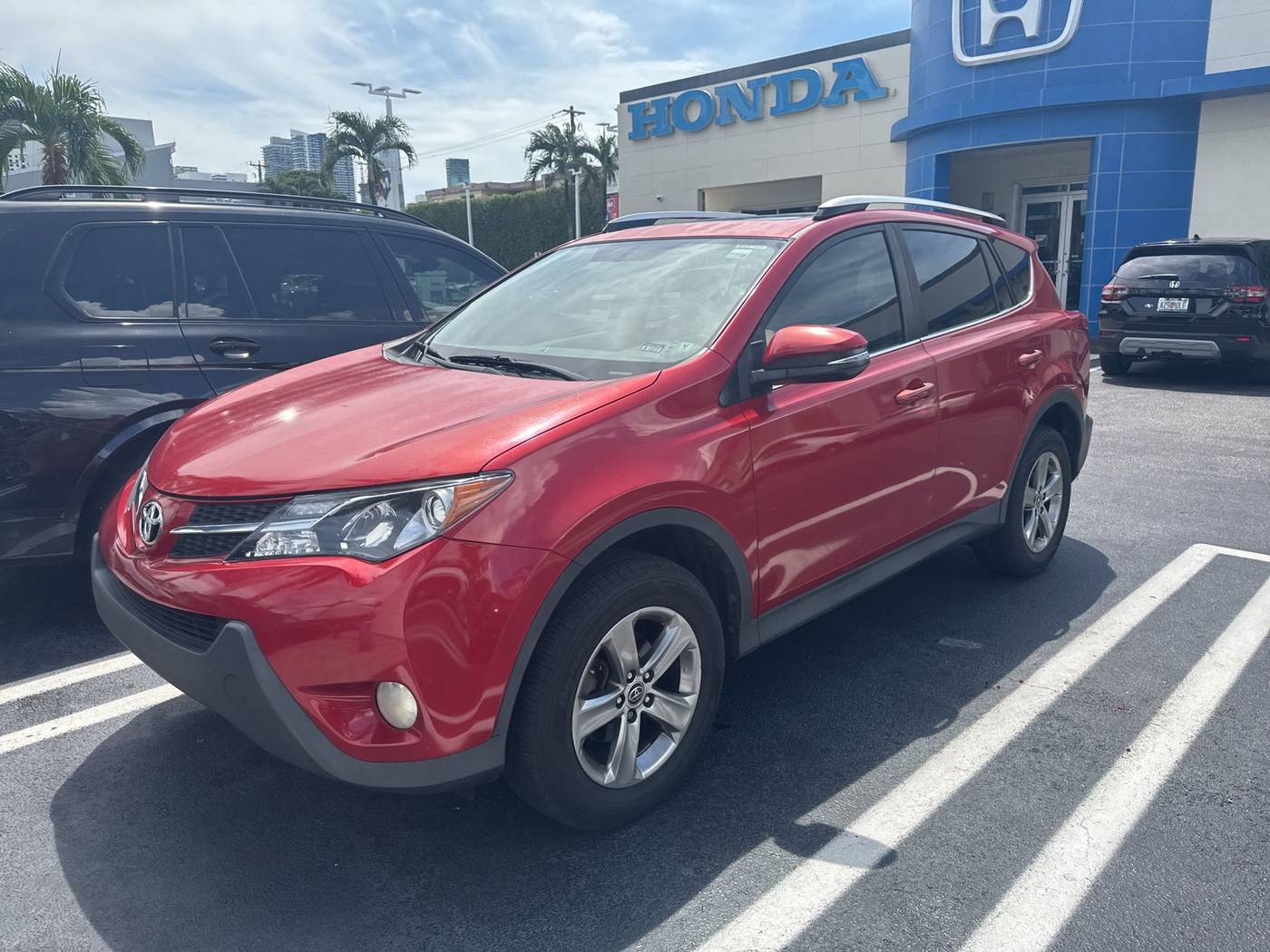 2015 Toyota RAV4 XLE — SUV — 175,726 mi — Miami, FL