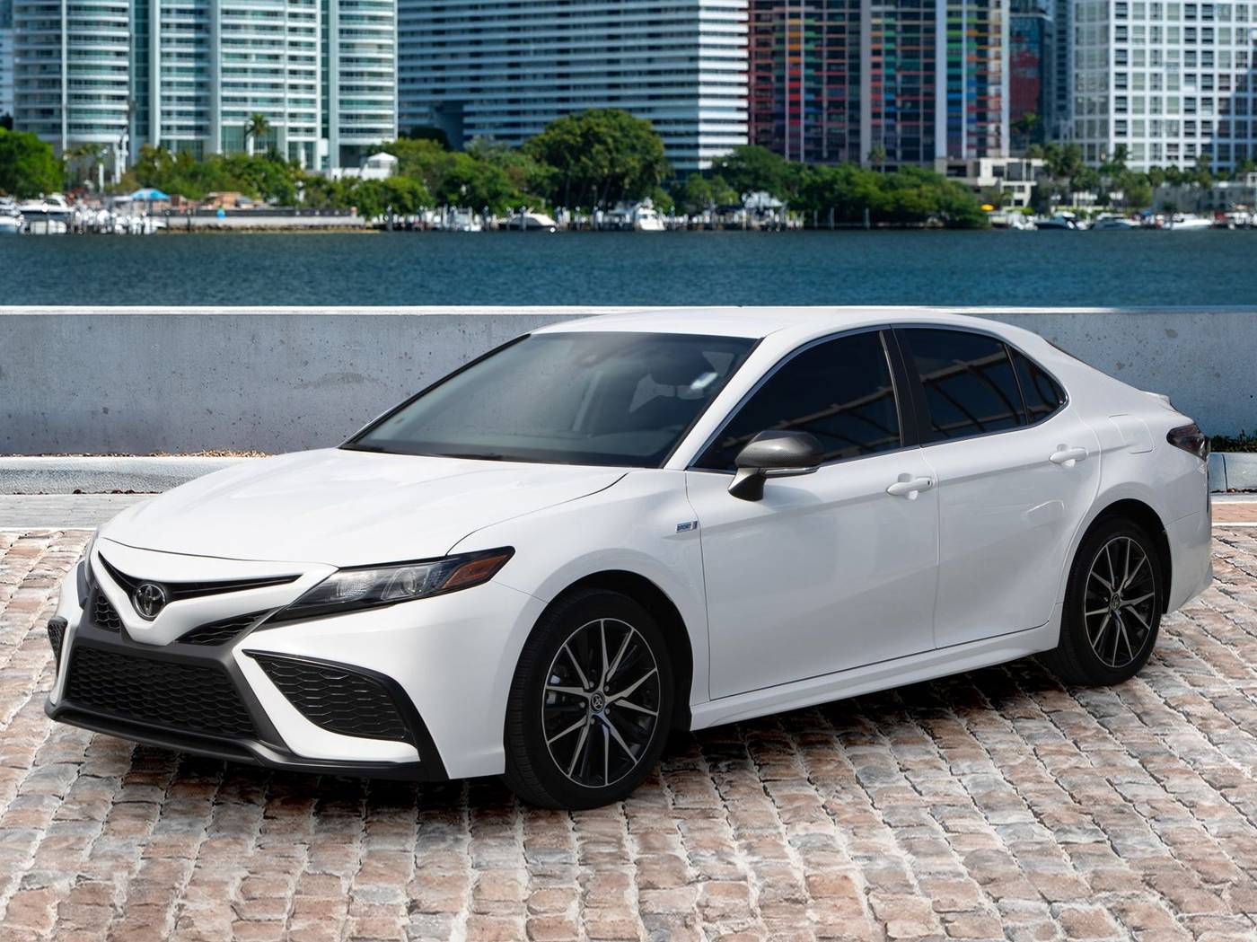 2023 Toyota Camry SE — Sedan — 15,773 mi — Miami, FL