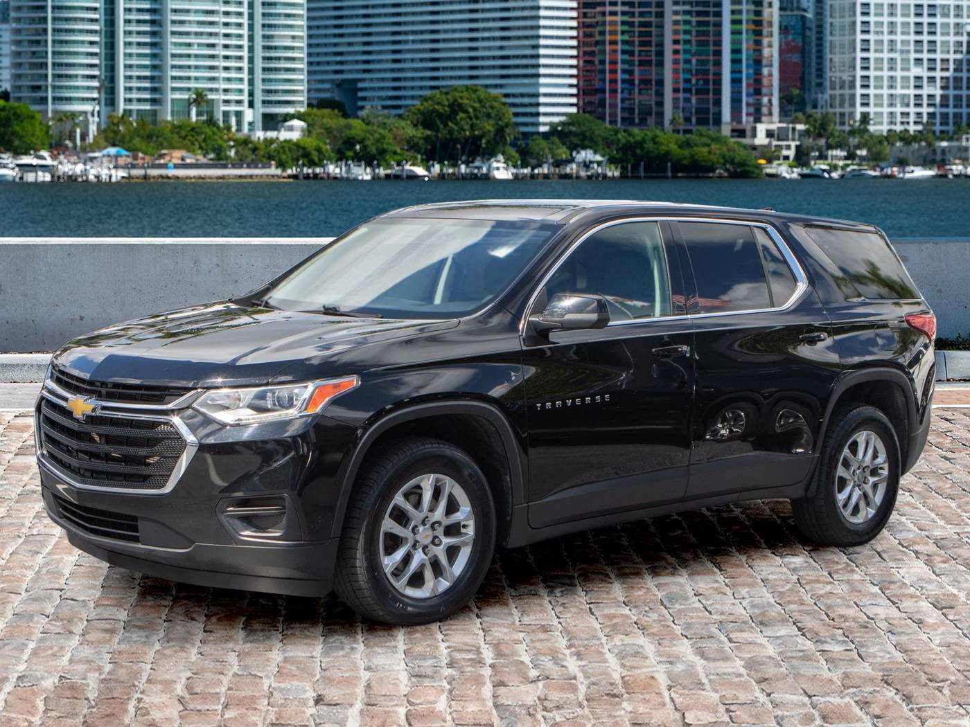 2021 Chevrolet Traverse LS — SUV — 38,500 mi — Miami, FL