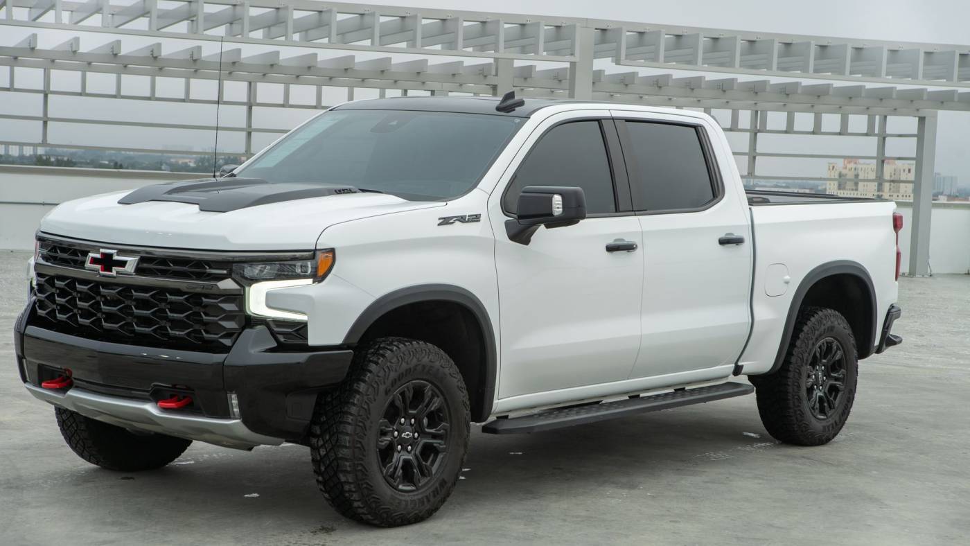 2023 Chevrolet Silverado 1500 ZR2 — Pickup Truck — 17,913 mi — Miami, FL