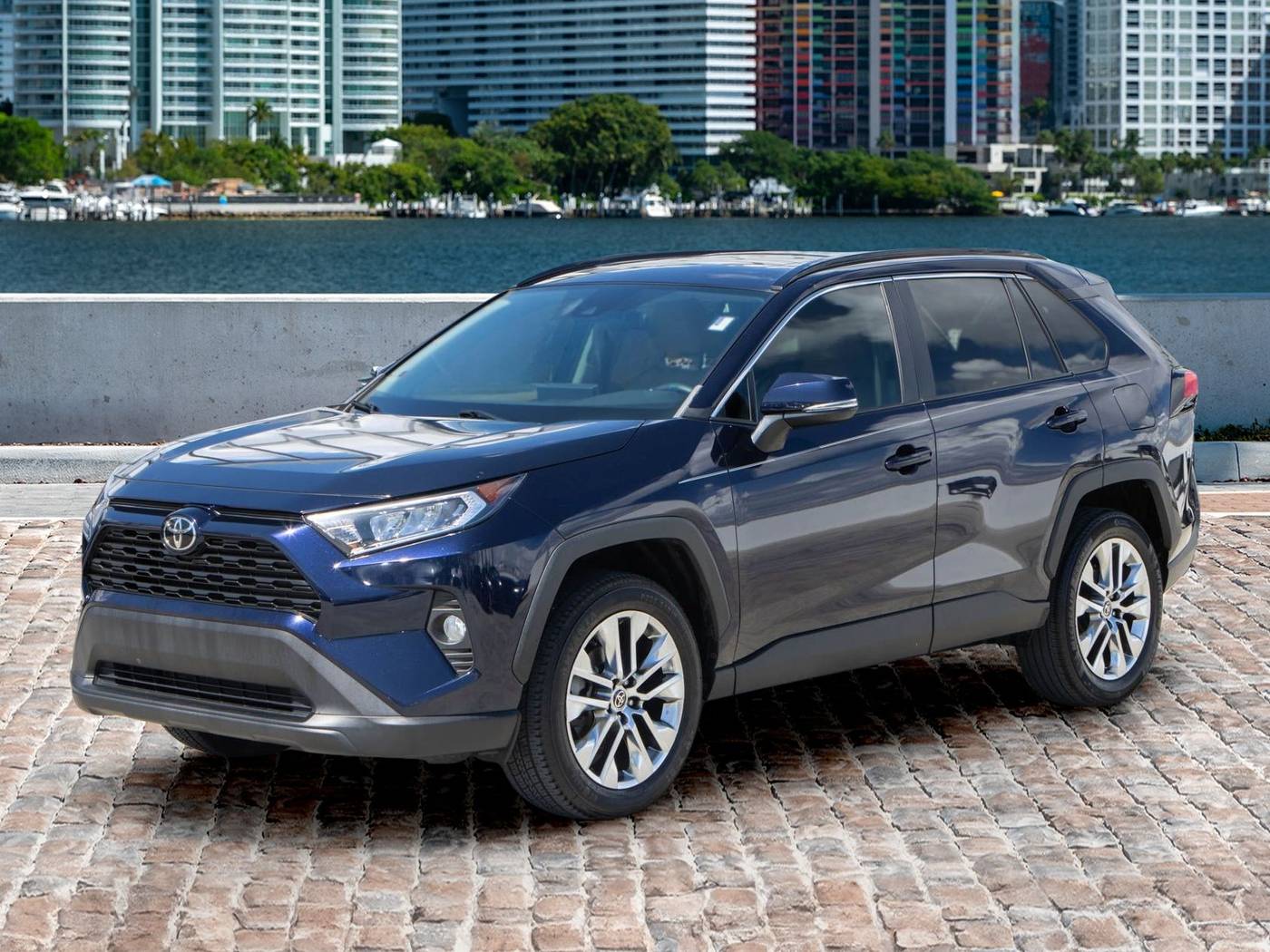 2021 Toyota RAV4 XLE Premium — SUV — 40,353 mi — Miami, FL