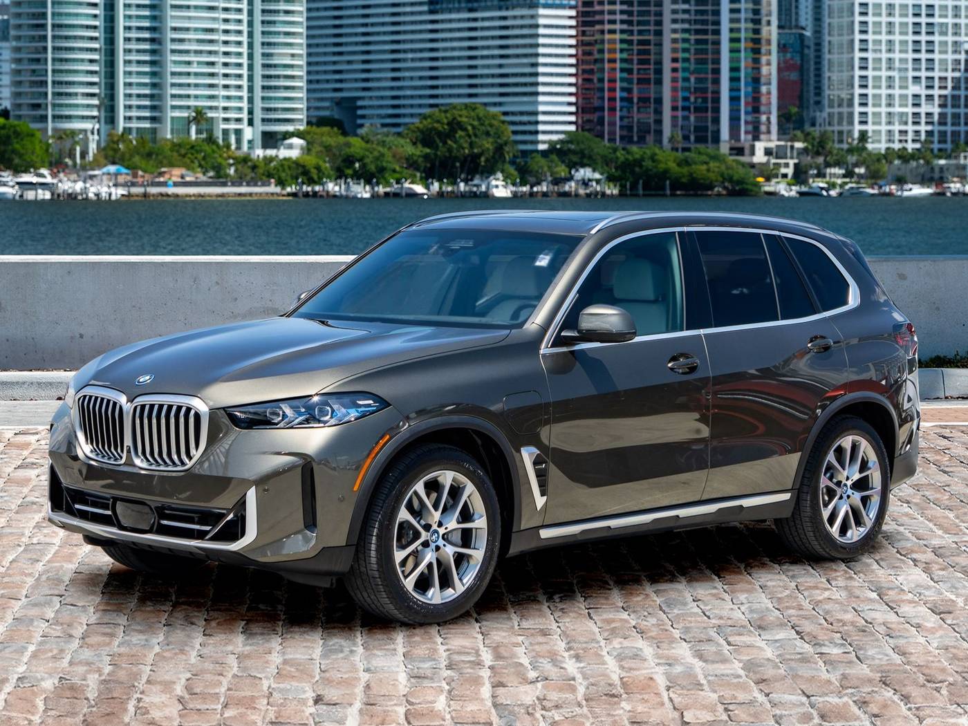 2024 BMW X5 50e — SUV — 13,358 mi — Miami, FL