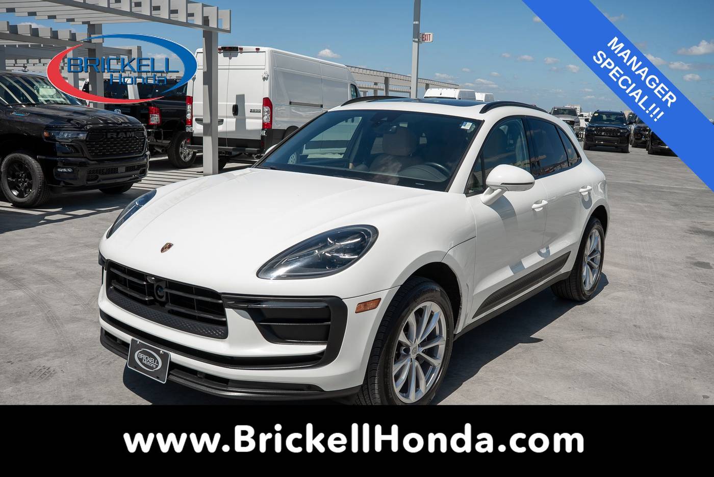 2023 Porsche Macan T — SUV — 37,374 mi — Miami, FL