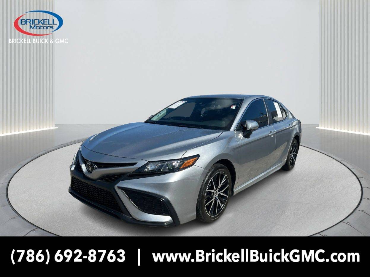 2022 Toyota Camry SE — Sedan — 64,471 mi — Miami, FL