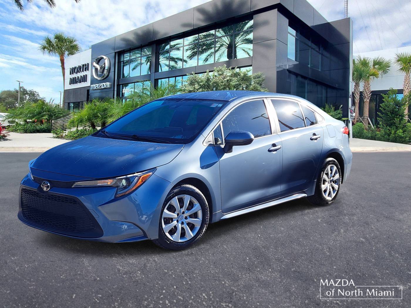 2020 Toyota Corolla LE — Sedan — 30,435 mi — Miami, FL
