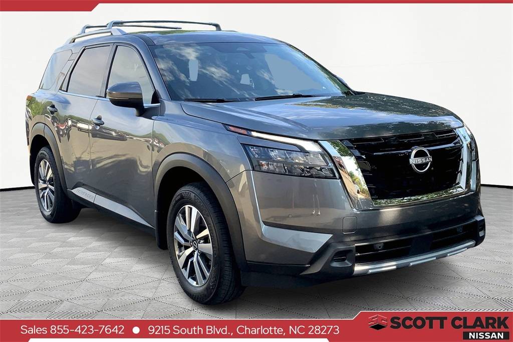 2025 Nissan Pathfinder SL — SUV — 233 mi — Charlotte, NC