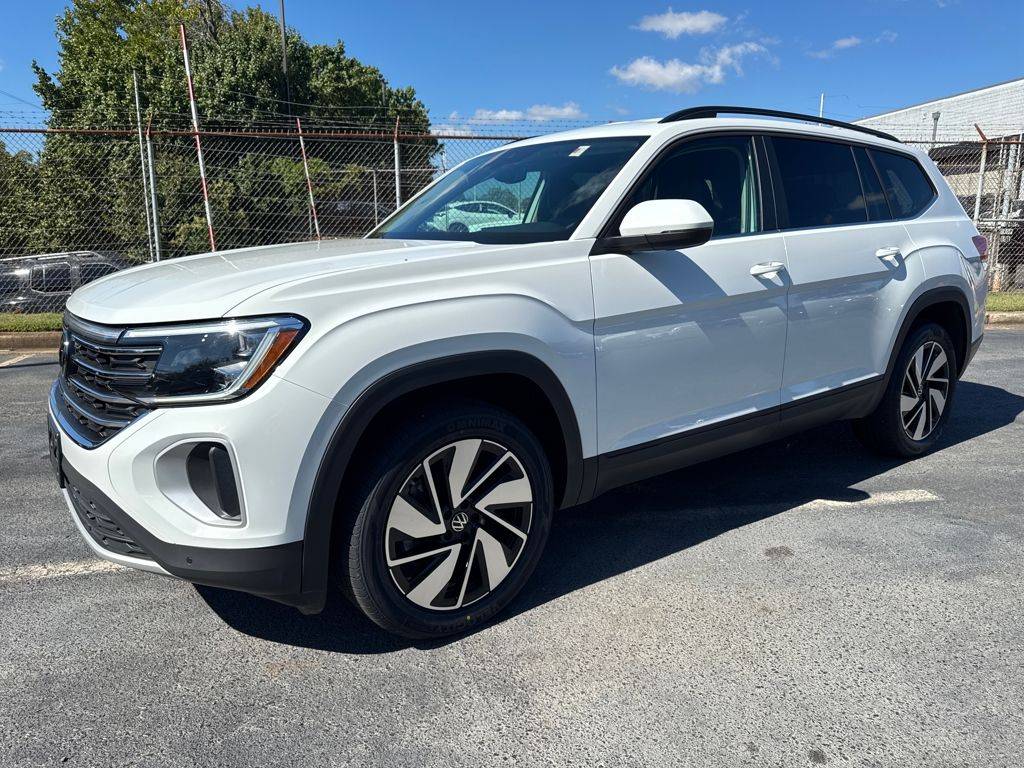2024 Volkswagen Atlas SE with Technology — SUV — 32,116 mi — Charlotte, NC