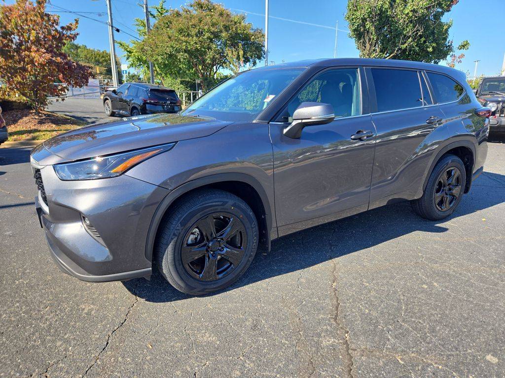 2024 Toyota Highlander LE — SUV — 45,017 mi — Charlotte, NC