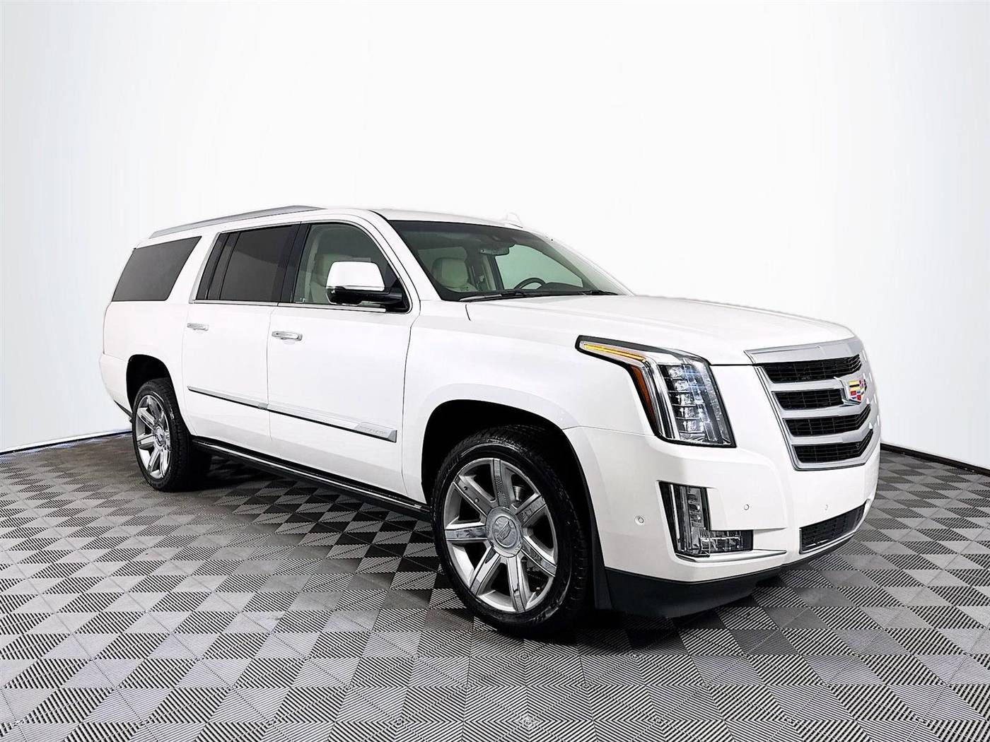 2018 Cadillac Escalade Premium Luxury — SUV — 97,209 mi — St. Petersburg, FL